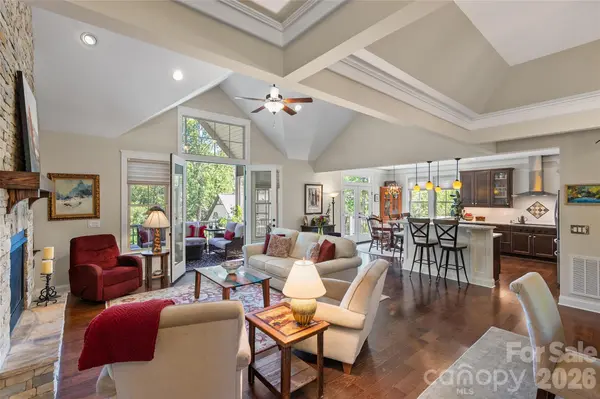 43 Orvis Stone CIR, Biltmore Lake, NC 28715