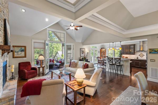 43 Orvis Stone CIR, Biltmore Lake, NC 28715