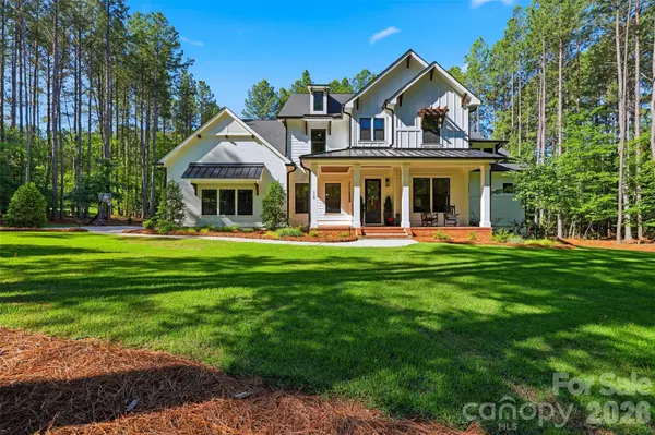 116 Silver Falls DR, Troutman, NC 28166