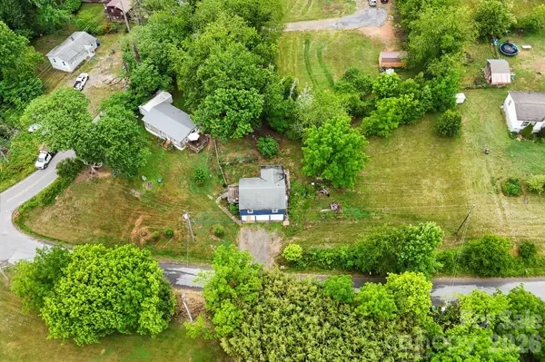 4 and 6 Mountain View RD, Asheville, NC 28806
