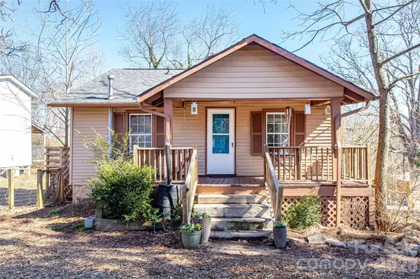 105 Adams Hill RD, Asheville, NC 28806