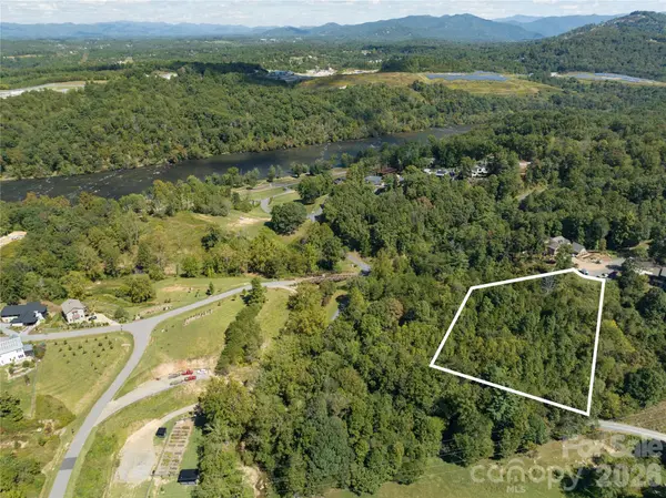 68 Sweet Fern Pkwy, Asheville, NC 28804