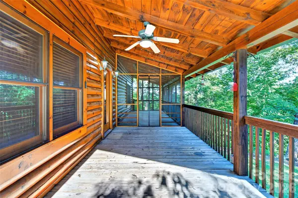 545 Mountain Crest DR S, Marion, NC 28752