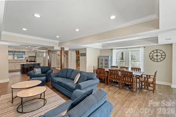 383 Sundown RD, Mooresville, NC 28117