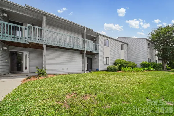 11023 Harrowfield RD, Charlotte, NC 28226