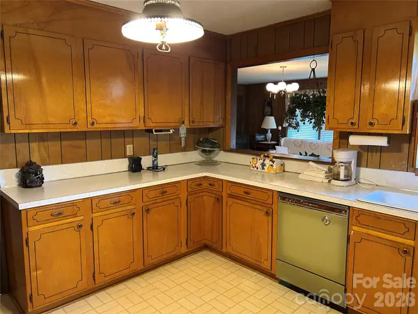 336 Bridges RD, Blacksburg, SC 29702