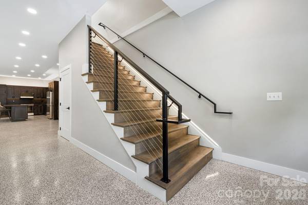 130 Speed WAY #B, Lake Toxaway, NC 28747