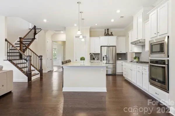 16306 Nicodemus LN, Huntersville, NC 28078
