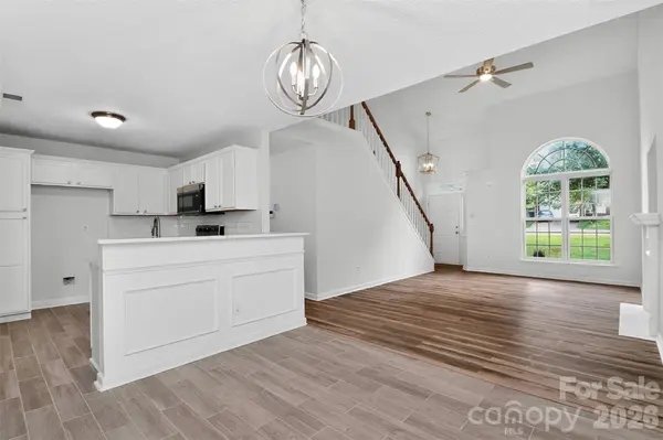 1194 Tufton PL NW, Concord, NC 28027