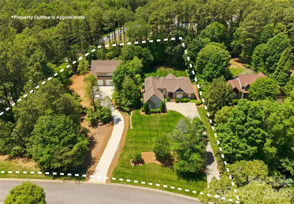 2605 Penngate DR, Sherrills Ford, NC 28673