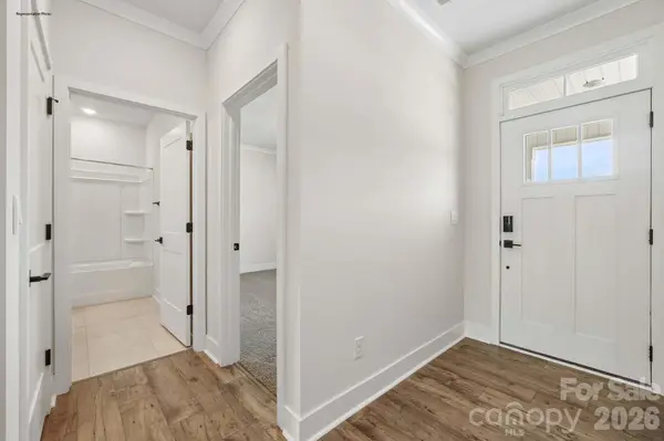 4181 Round Table DR, Gastonia, NC 28056
