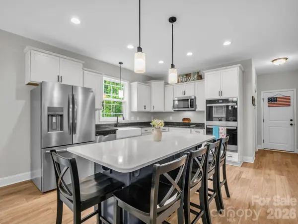 905 Rolling RD, Lincolnton, NC 28092