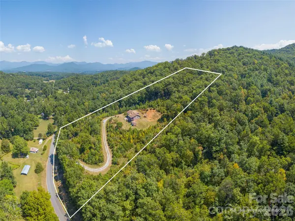 1120 Jacobs Branch RD, Franklin, NC 28734