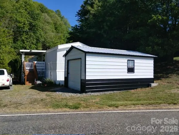 729 Don Felmet RD #2, Marshall, NC 28753