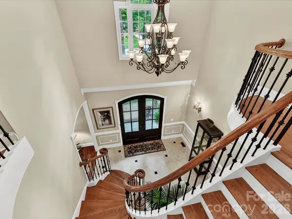 11615 Hidden Forest LN, Davidson, NC 28036