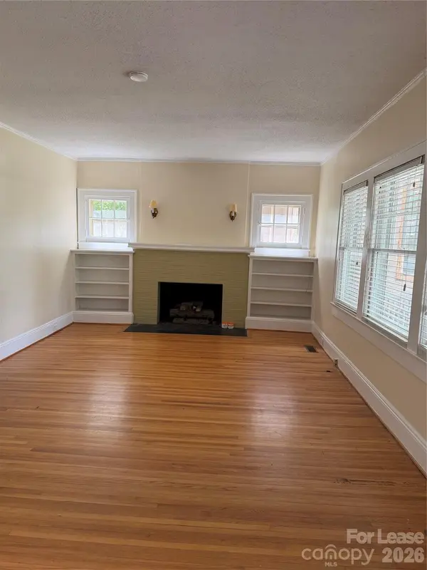 242 E Broad ST, Statesville, NC 28677