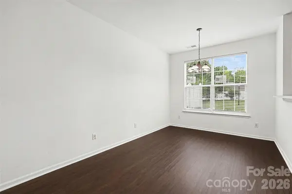 7514 Abigail Glen DR, Charlotte, NC 28212