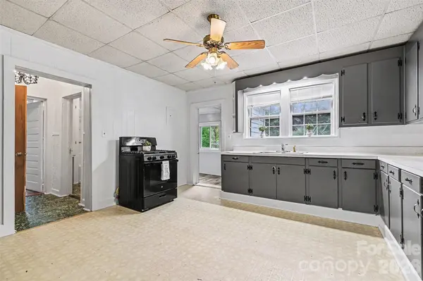 58 Poplar ST, Great Falls, SC 29055