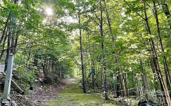 1662 Penley RD, Lenoir, NC 28645