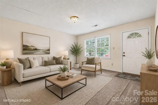 808 Floyd LN, Gastonia, NC 28052