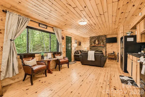 319 Blue Ridge Pkwy #53, Bryson City, NC 28713