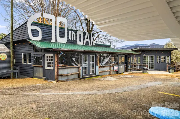 670 Oak AVE, Spruce Pine, NC 28777