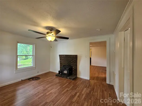 1641 Berkley ST SW, Lenoir, NC 28645