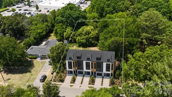 8616 Sharonbrook DR, Charlotte, NC 28210
