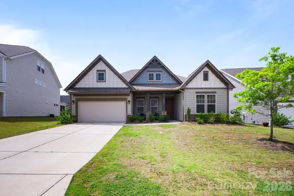7920 Creek Park DR, Denver, NC 28037
