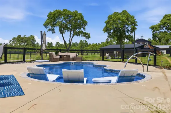 8520 Stock Horse TRL, Windsor, SC 29856
