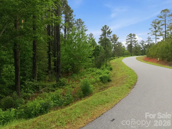 1626 Lake Vista DR NE, Connelly Springs, NC 28612
