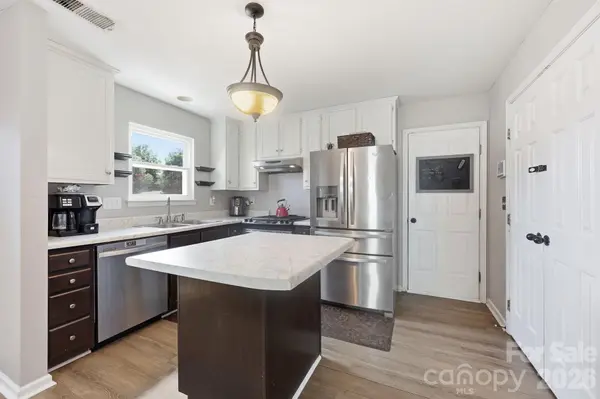 10109 Baxter Caldwell DR, Charlotte, NC 28213