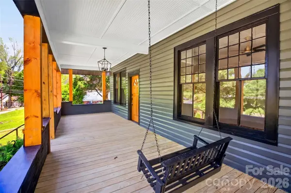 32 Pinecrest AVE, Great Falls, SC 29055