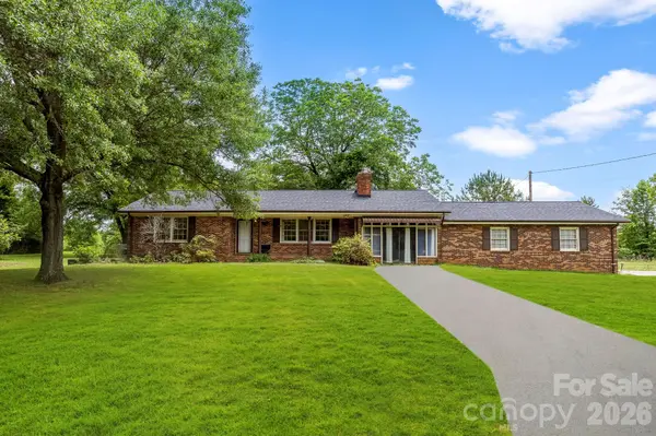 2829 Bettis RD, Grover, NC 28073