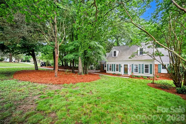 8644 Kirchenbaum DR, Charlotte, NC 28210