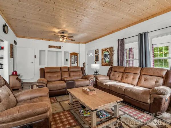 202 Boys Camp RD, Lake Lure, NC 28746