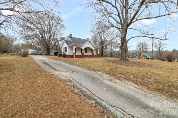 1820 S Park DR, Reidsville, NC 27320