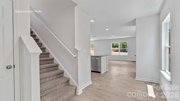 2833 Frances View LN, Lincolnton, NC 28092