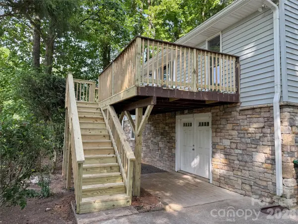 21123 Rio Oro DR, Cornelius, NC 28031