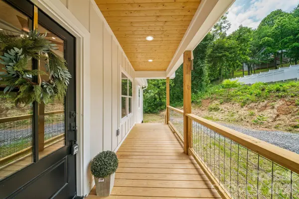 311 Farley ST, Waynesville, NC 28786