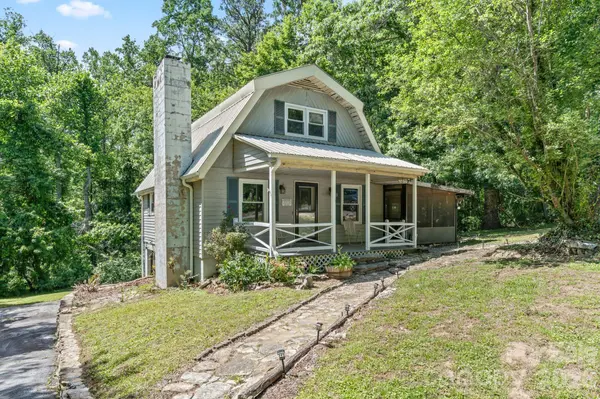177 E Poplar DR, Hendersonville, NC 28792