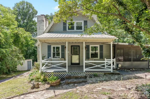 177 E Poplar DR, Hendersonville, NC 28792