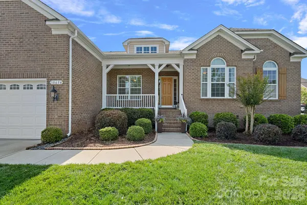 10654 Rippling Stream DR NW, Concord, NC 28027