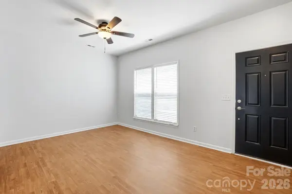5315 Jocelyn LN, Charlotte, NC 28269