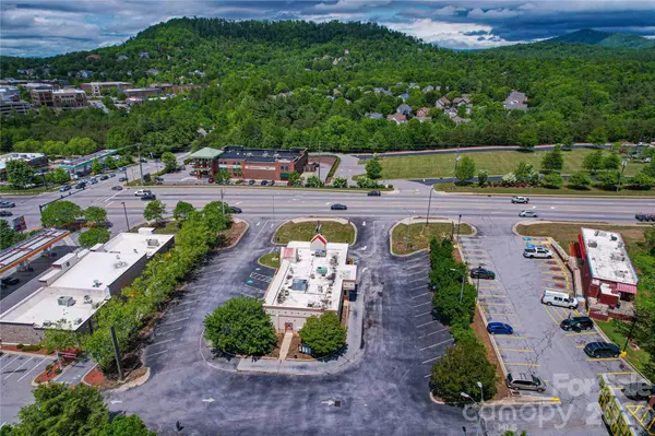 375 Long Shoals RD, Arden, NC 28704