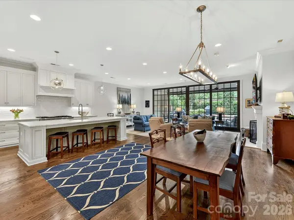 117 Huntley PL, Charlotte, NC 28207