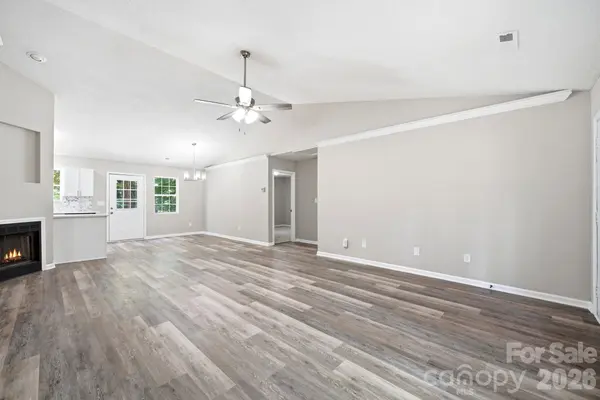6324 Grove Park BLVD, Charlotte, NC 28215