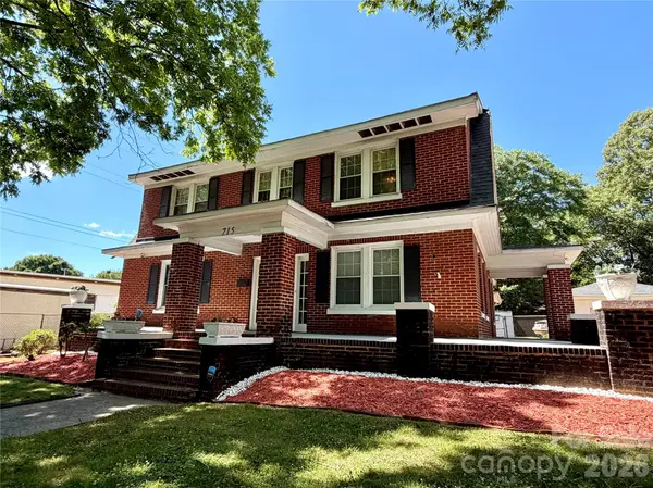 715 E Marion ST, Shelby, NC 28150