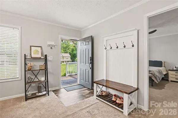 2843 Hopewell Church RD, Sherrills Ford, NC 28673
