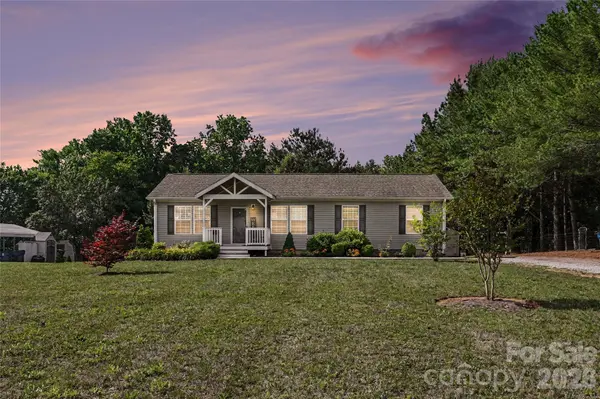 2843 Hopewell Church RD, Sherrills Ford, NC 28673
